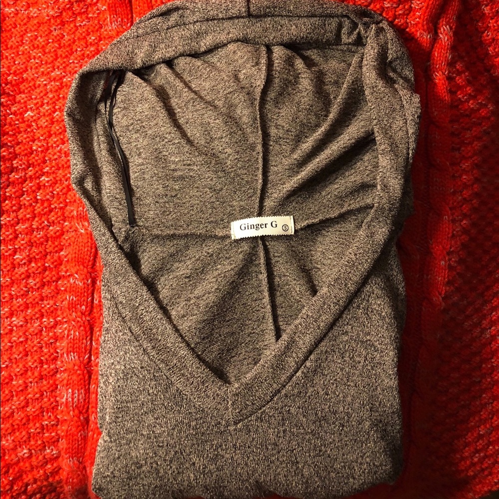 Brown hoodie Top with pull string at bottom